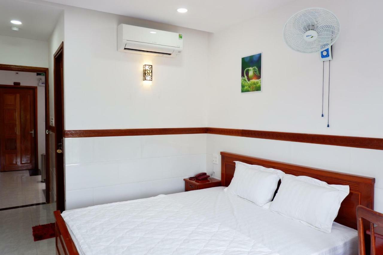 Thy Hung Legacy Hotel Туихоа Экстерьер фото